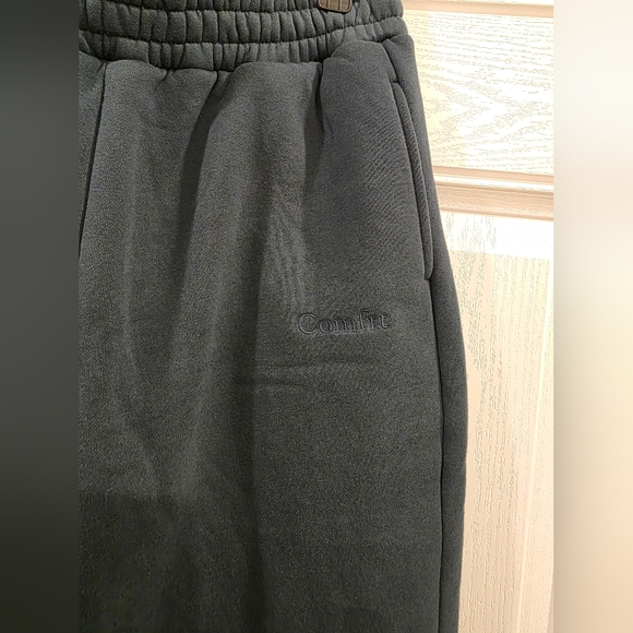 Comfrt Signature Set - Picture 10 of 11